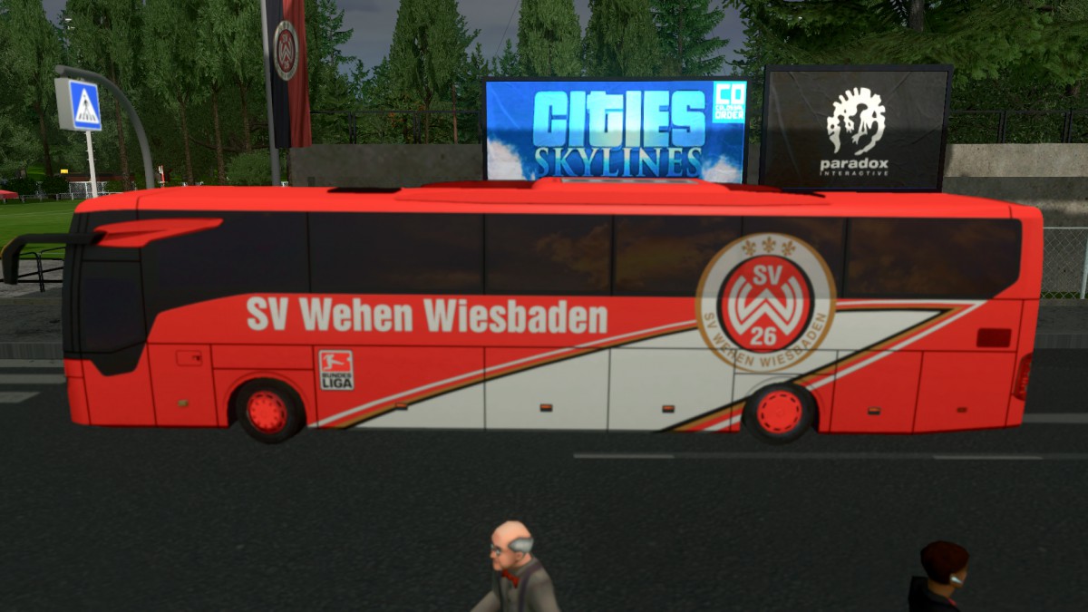 Teambus des SV Wehen Wiesbaden